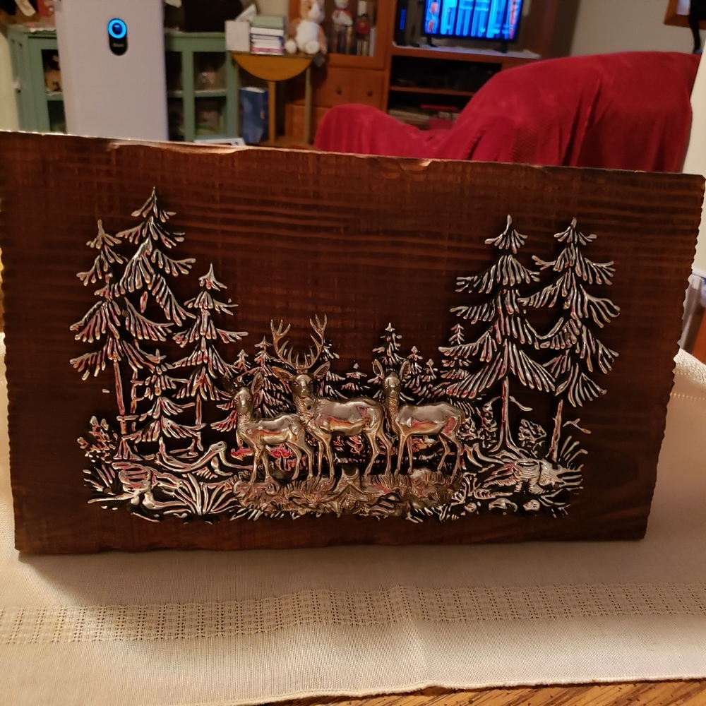 Stunning Vintage 3-D Wood Wall Plaque with Faux Metal (Plastic) scene